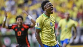 示出了强烈 示出了强烈